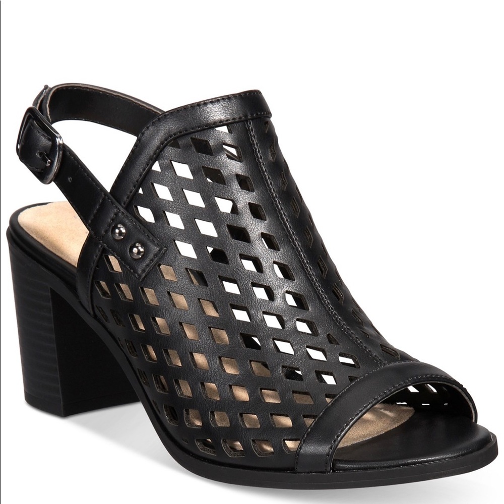 Easy Street
Erin Slingback Sandals